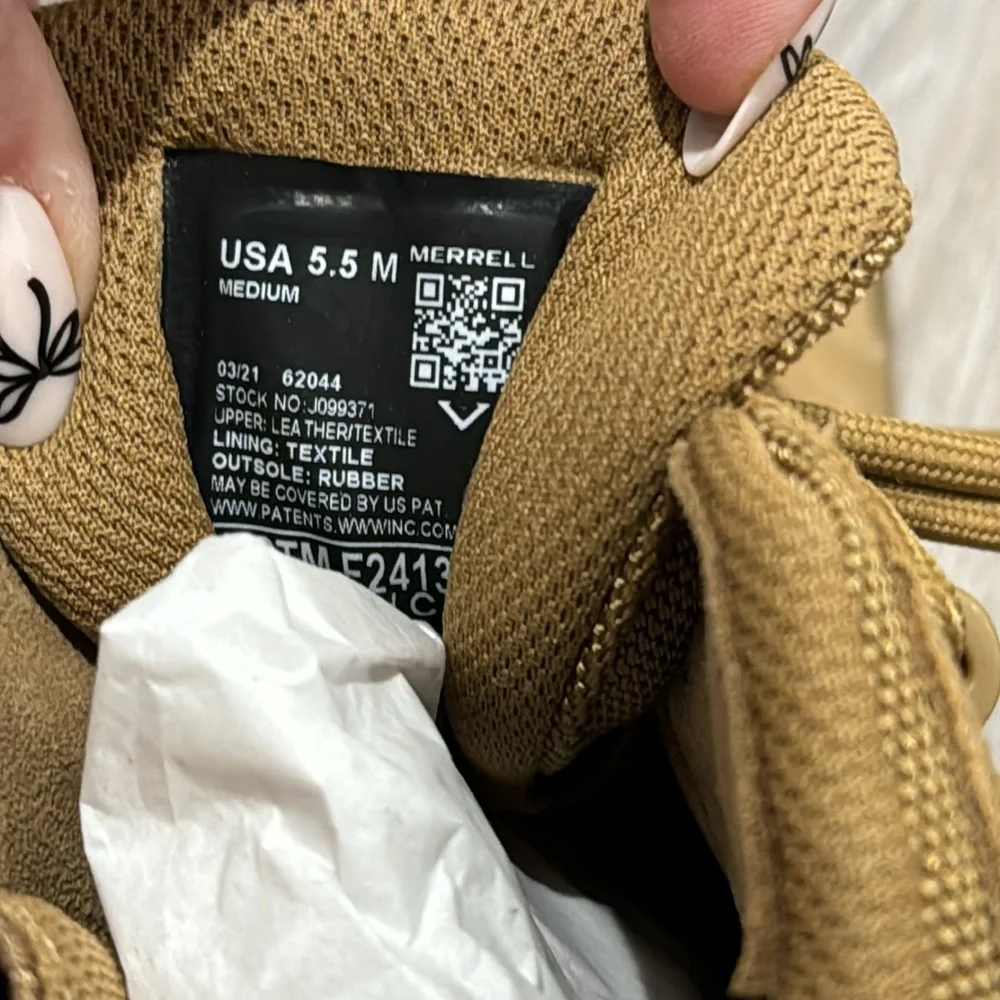 Merrell boots - Picture 4 of 4